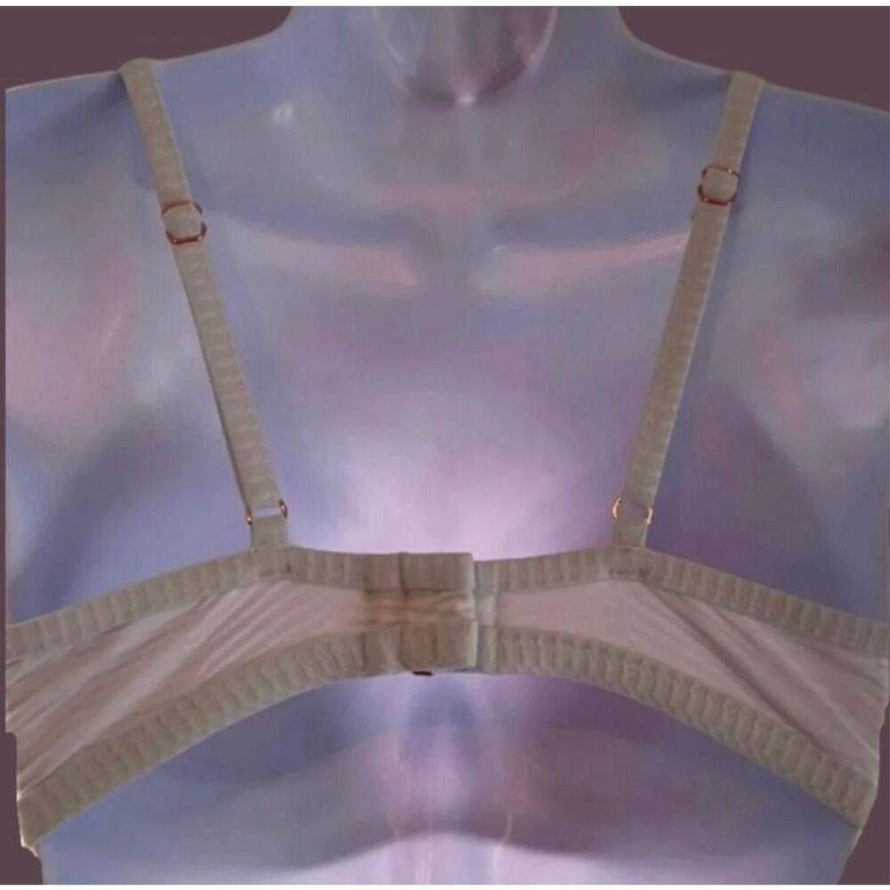 Shade & Shore Cream Ribbed Bikini Top Size 34D - Picture 6 of 6